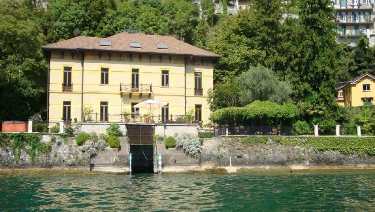 view of the villa from lake como