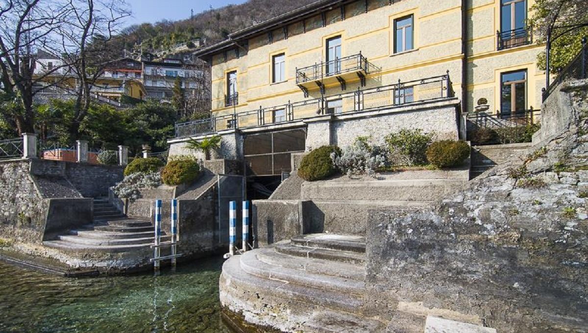 villa for sale moltrasio
