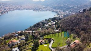 como city lake villa