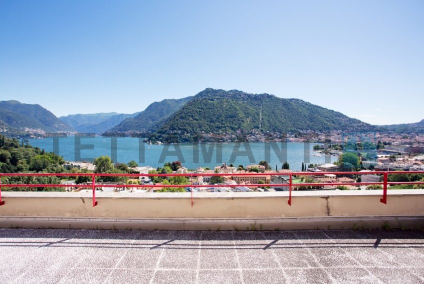 terrace lake como view