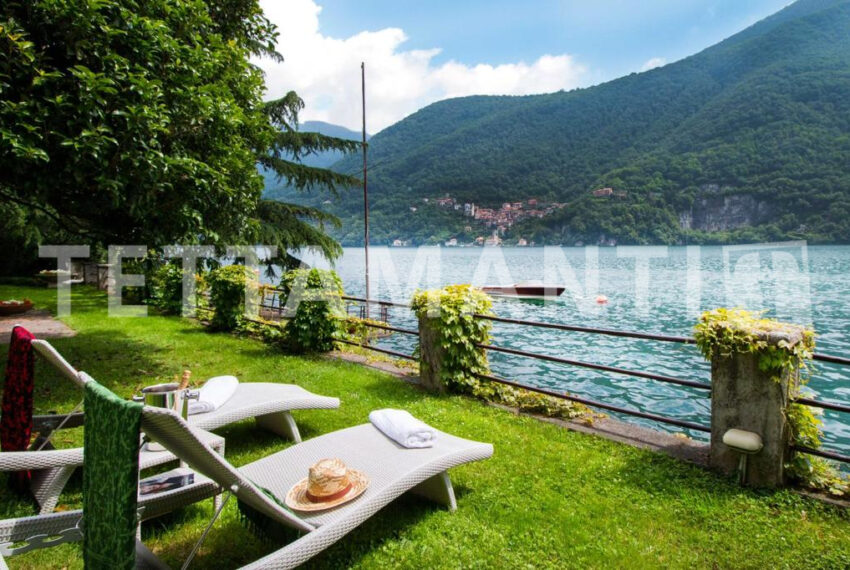 lake como villa swimming pool