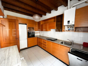 Como center apartment for sale