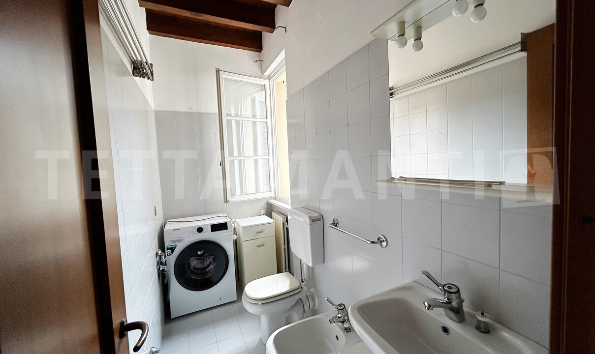 Como center apartment for sale
