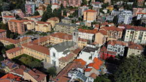 Como center apartment for sale