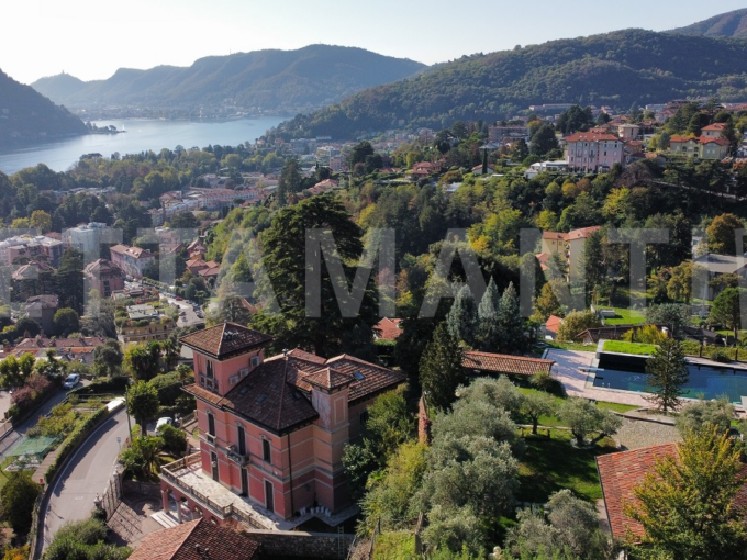 LAKE COMO CERNOBBIO - HISTOTRIC VILLA