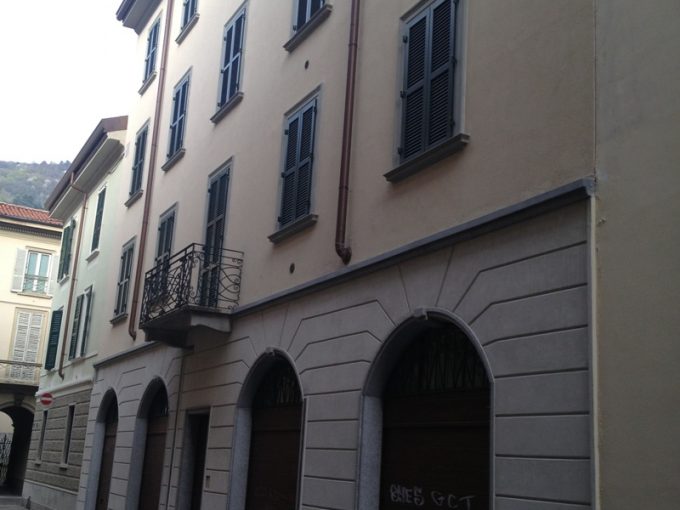 COMO CENTER - NEW APARTMENT