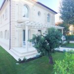 MARINA DI PIETRASANTA - SINGLE-FAMILY VILLA