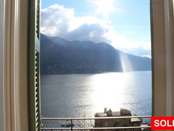 Como- Moltrasio prestigious lake view villa