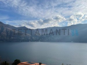 lake view villa for sale