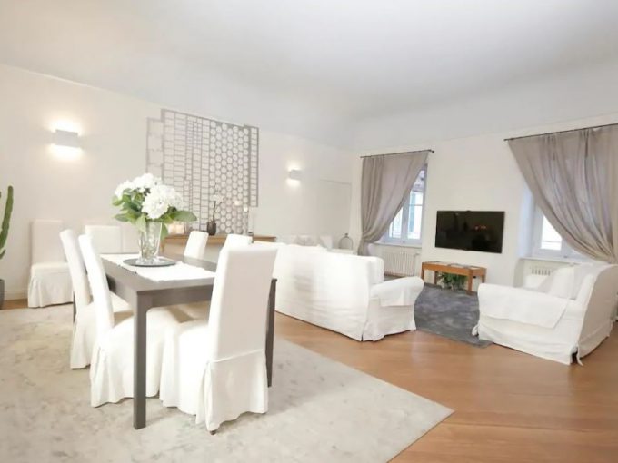 Como center - large apartment