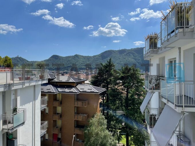 Como- flat for sale in via Prudenziana