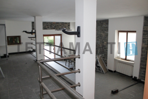 moltrasio property for sale