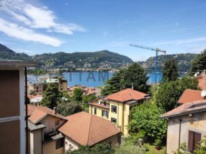 como lake view