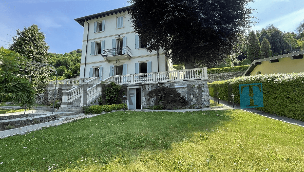 Torno Como lake villa for sale