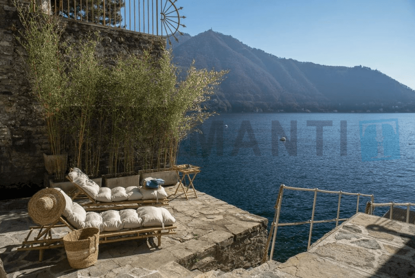 MAGIC LAKE COMO CERNOBBIO