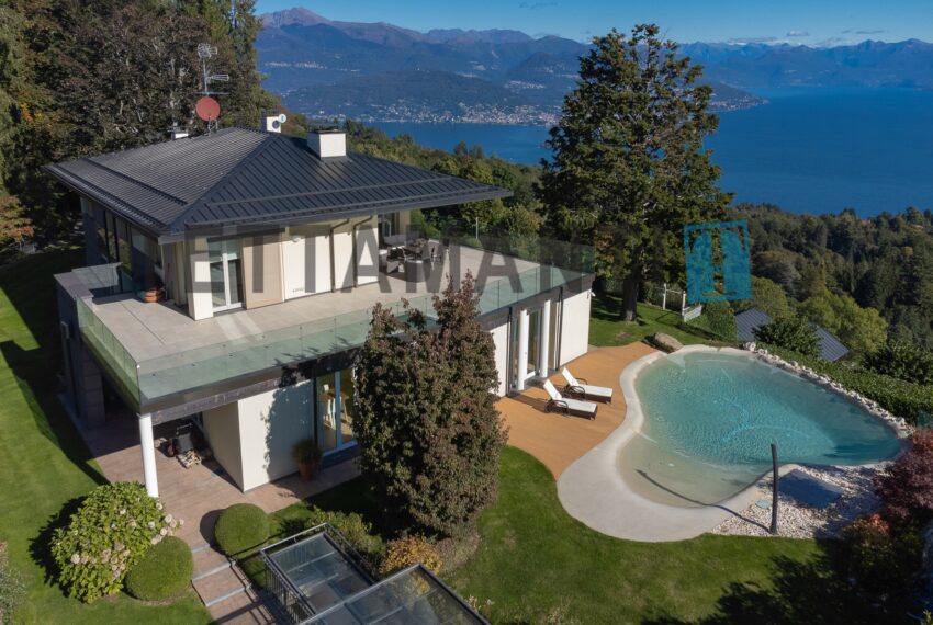 Lake Maggiore exclusive villa for sale