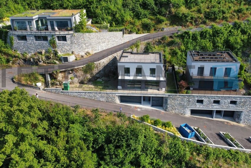 lake view villa torno for sale
