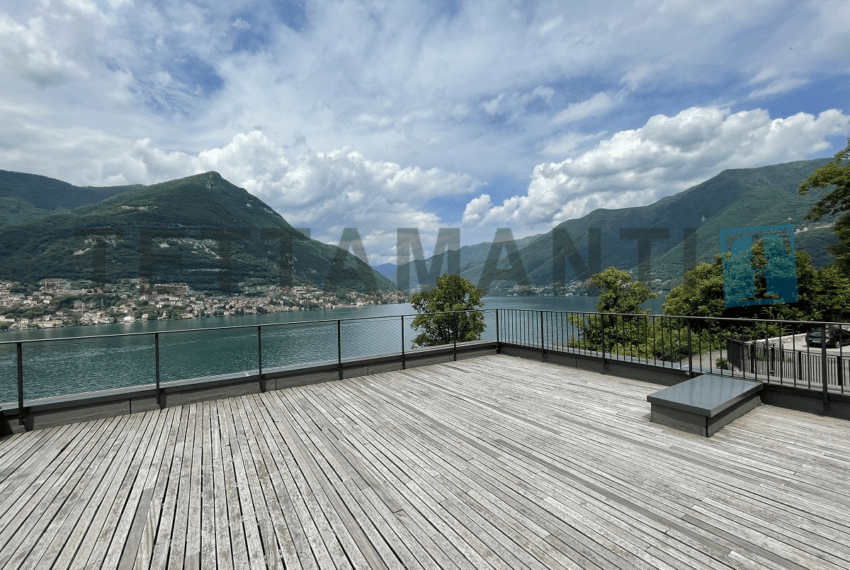 MODERN LAKE VIEW VILLA TORNO