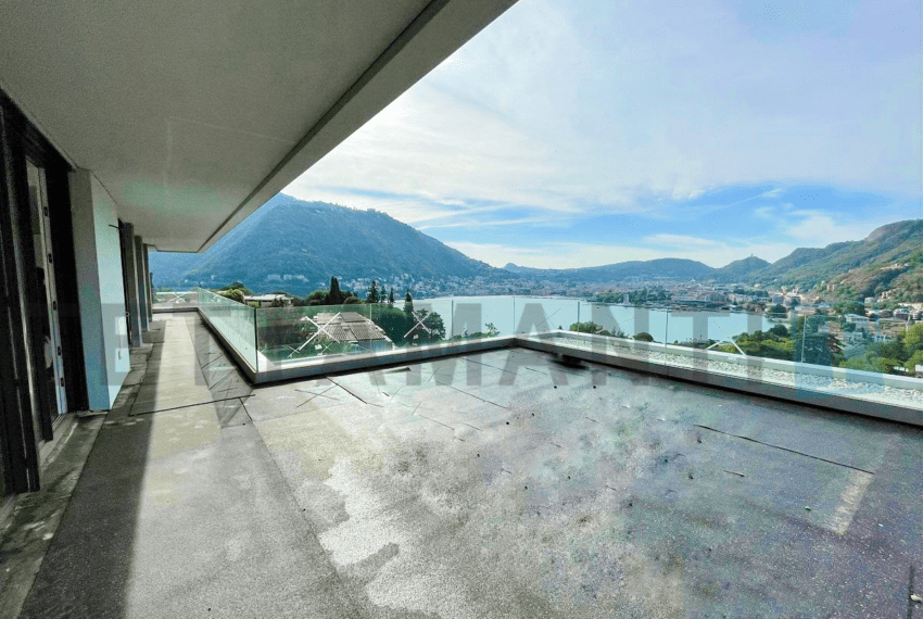 villa swimming pool lake como panorama