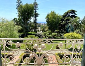 Bordighera apartment in villa