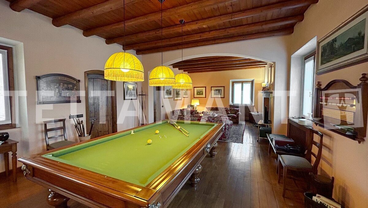 pool game area