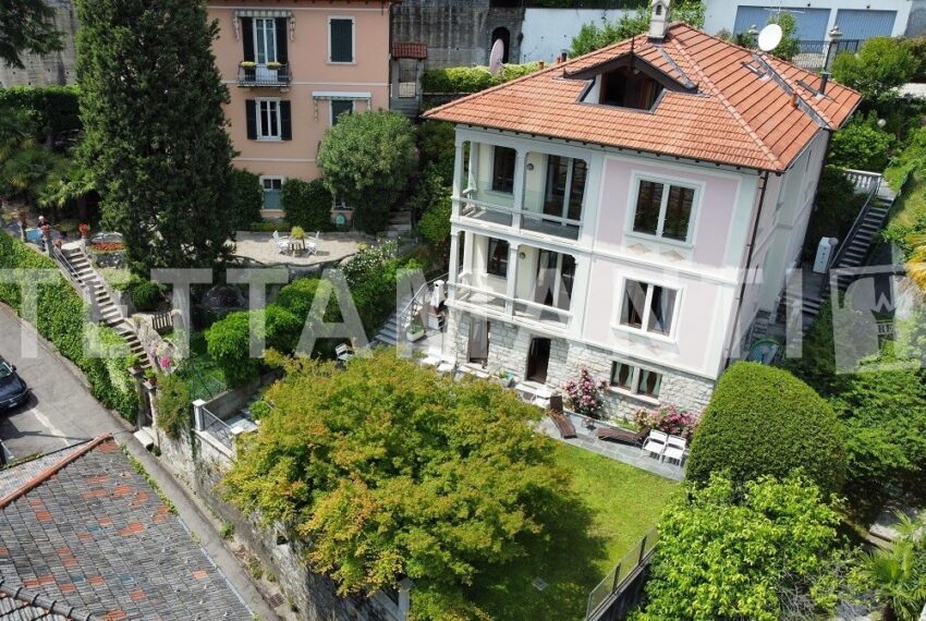 villa for sale como