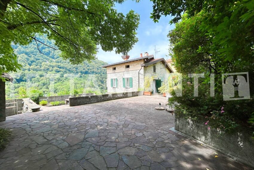 Dizzasco Lake Como property (5)