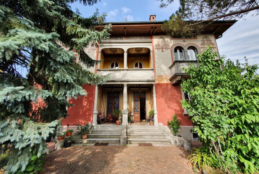 Morbio art nouveau villa for sale