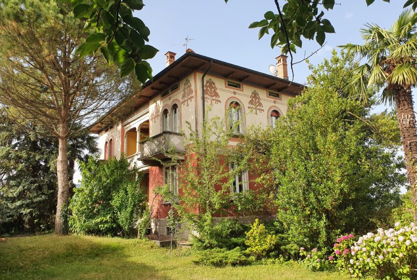 Morbio art nouveau villa for sale