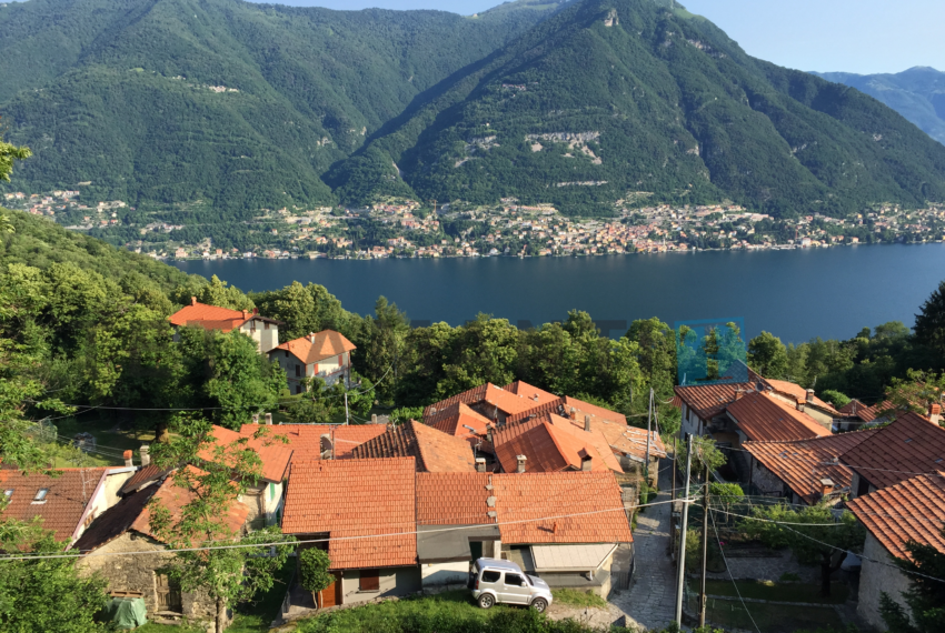 lake view and the hamlet of Piazzaga