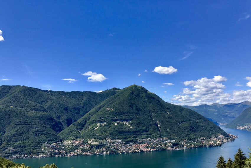 lake view from the garden Torno villa for sale