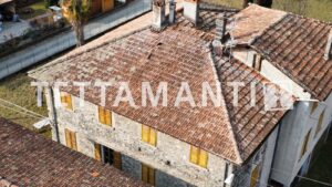 Lake Como - Stone house for sale with building land