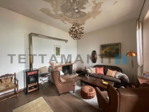 living room Torno villa for sale