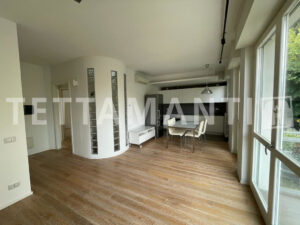 apartment for sale como center