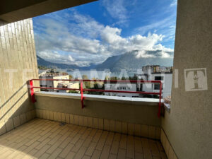 villa for rent como city