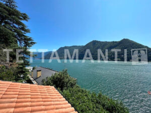 lake view villa como city