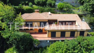 villa for sale como city