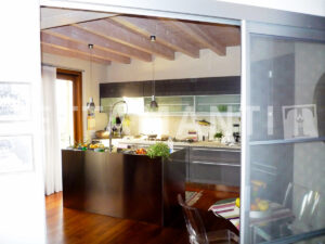 villa for sale near como