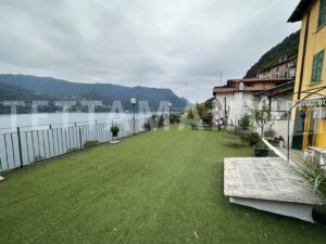 apartament for sale lake view