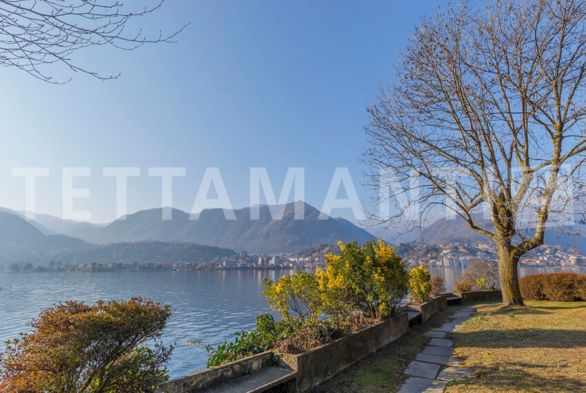 LAKE ORTA LAKE FRONT VILLA FOR SALE PRIVATE BEACH SIDE