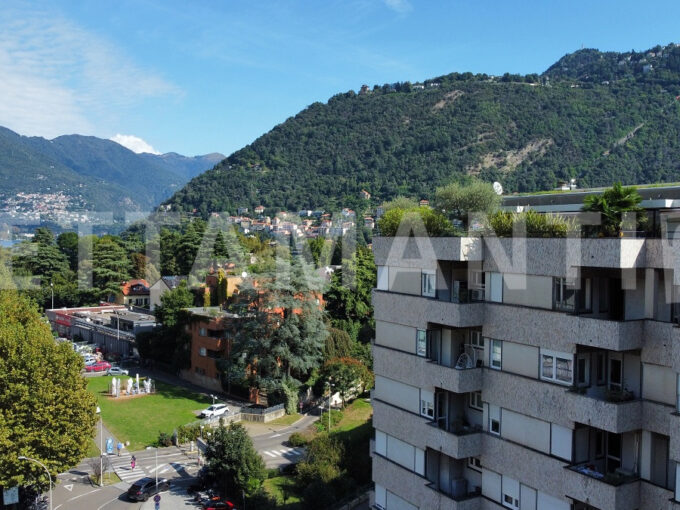 FOUR-ROOM APARTMENT FOR SALE COMO