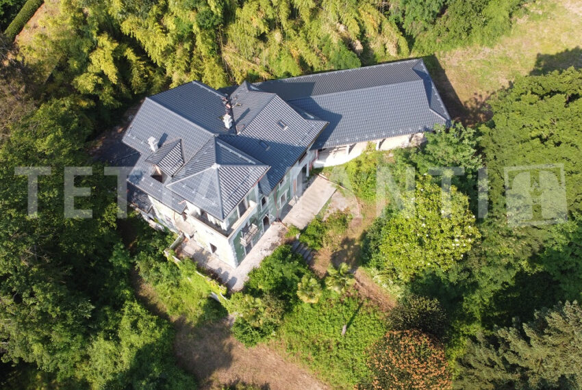 large villa for sale Varese Malnate