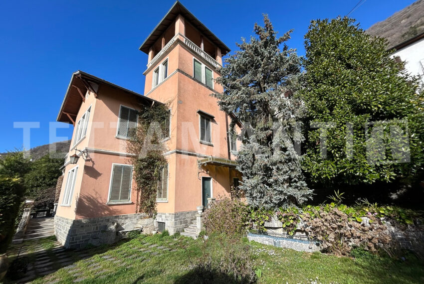 lake view villa moltrasio for sale