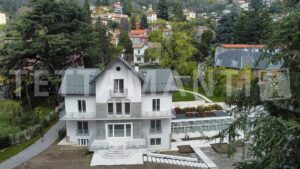 CERNOBBIO VILLA WITH PARK & POOL