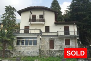 Lake Como - Faggeto Lario, Villa to renovate