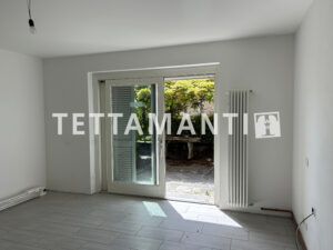 CARATE URIO nice apartment with garden