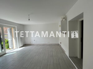 CARATE URIO nice apartment with garden