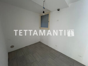 CARATE URIO nice apartment with garden