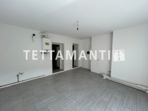 CARATE URIO nice apartment with garden