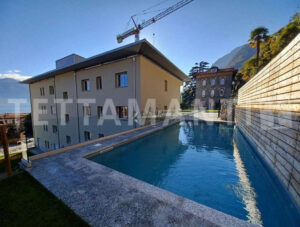Menaggio apartment in historic villa